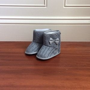 Grey infant boots